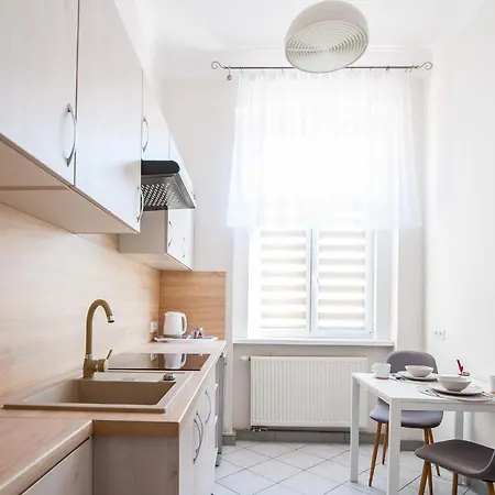 Emilia * 格涅兹诺